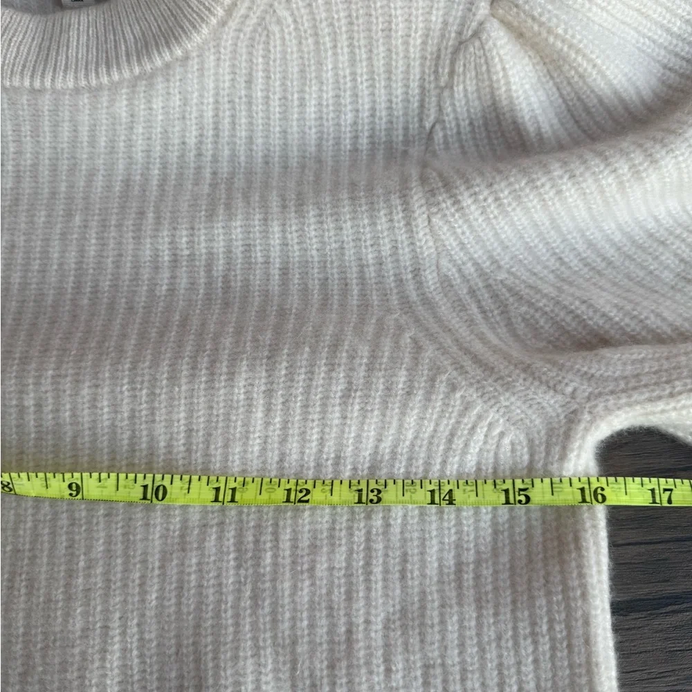 J. Crew Cashmere puff-sleeve mockneck sweater size L